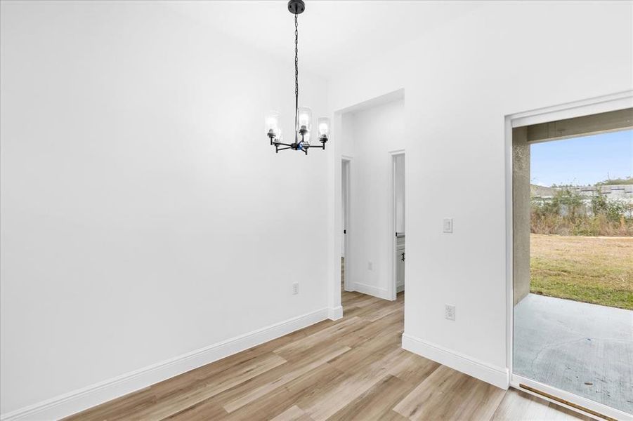 Spacious, unfurnished interior of a new home in , Ocala (Image 31).