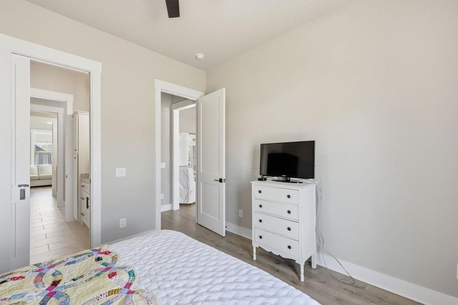 Furnished interior view inside a new home in , Jefferson (Image 17).