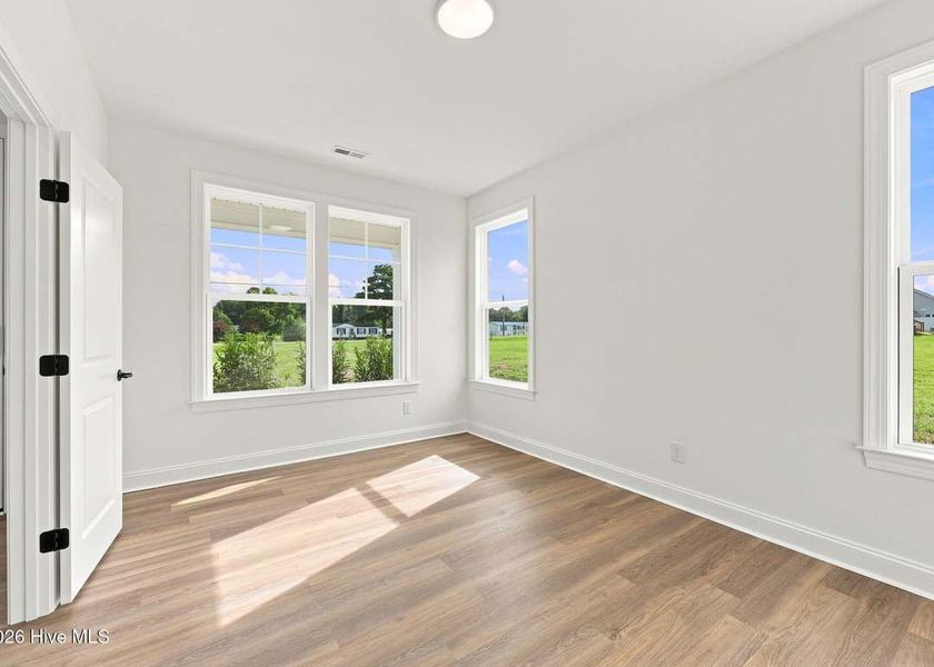 Spacious, unfurnished interior of a new home in Dixon Grove, Grimesland (Image 13).