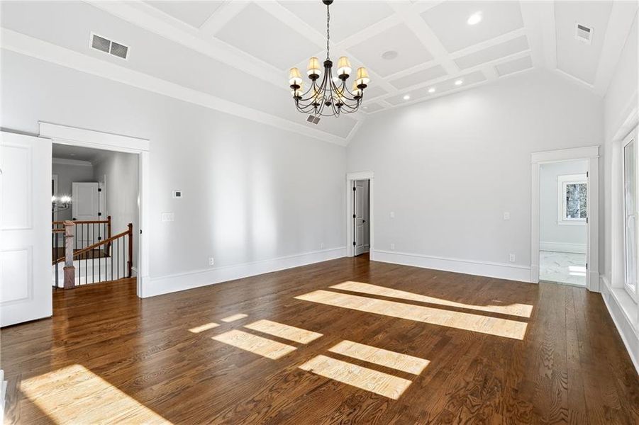 Spacious, unfurnished interior of a new home in , Roswell (Image 39).