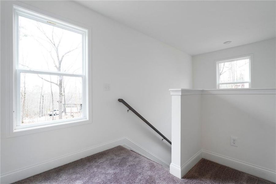 Spacious, unfurnished interior of a new home in , Waleska (Image 12).