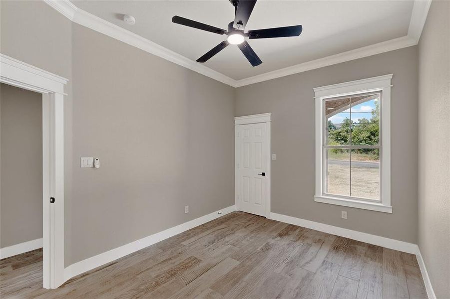 Spacious, unfurnished interior of a new home in , Kennedale (Image 20).