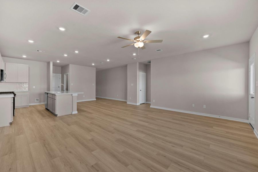 Spacious, unfurnished interior of a new home in Cypress Green, Hockley (Image 20).