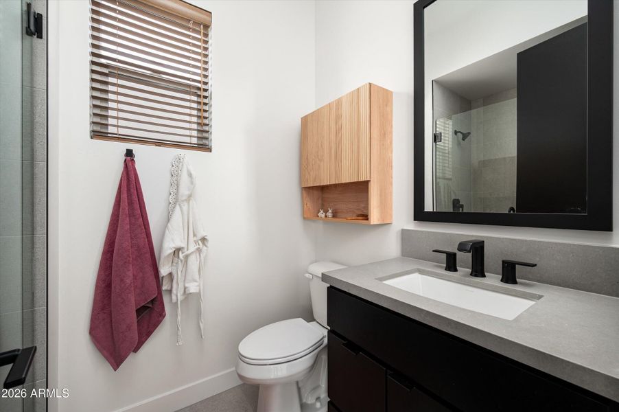 26-5724EMouraDr-26 26-5724EMouraDr-26