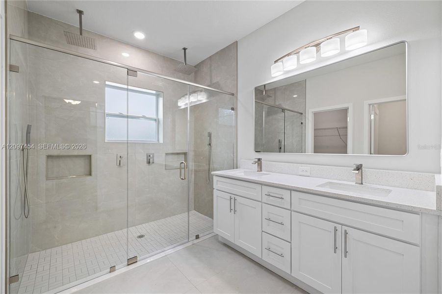 Furnished interior view inside a new home in , Ocala (Image 13).