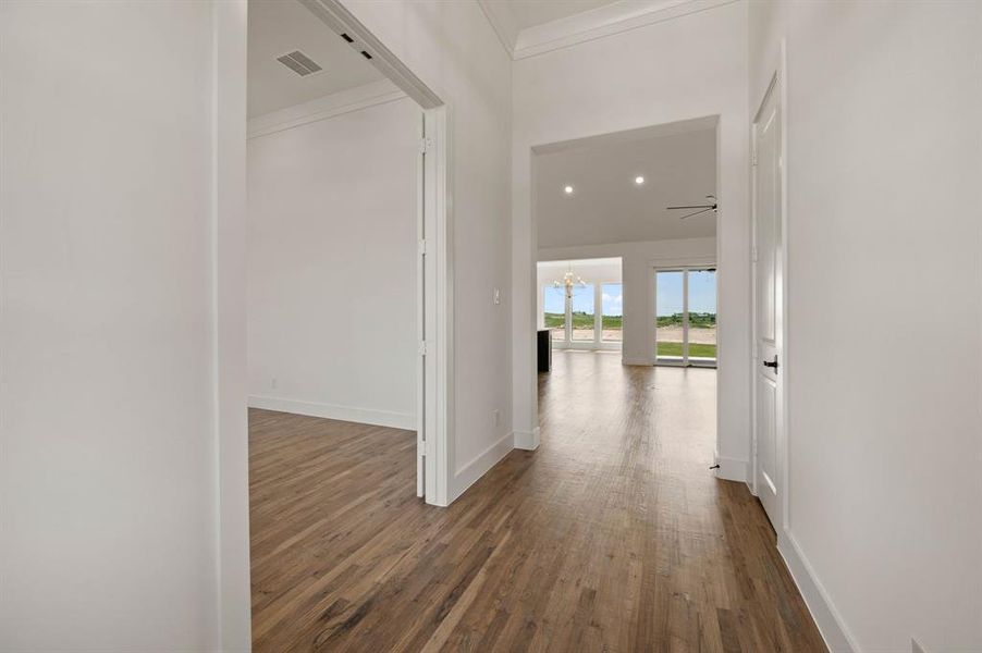 Spacious, unfurnished interior of a new home in Bella Crossing, Fort Worth (Image 32).