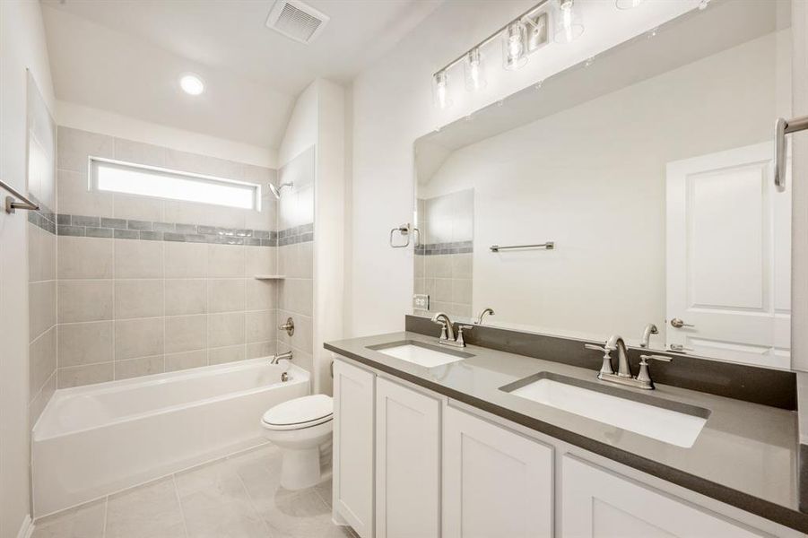 Furnished interior view inside a new home in The Oasis at North Grove 75-80, Waxahachie (Image 8). Furnished interior view inside a new home in The Oasis at North Grove 75-80, Waxahachie (Image 8).