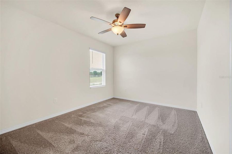 Spacious, unfurnished interior of a new home in Greenbrier, Tavares (Image 21).