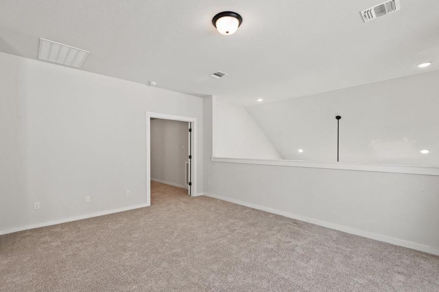 Spacious, unfurnished interior of a new home in Arbor Collection At Park Central, Georgetown (Image 16). Spacious, unfurnished interior of a new home in Arbor Collection At Park Central, Georgetown (Image 16).