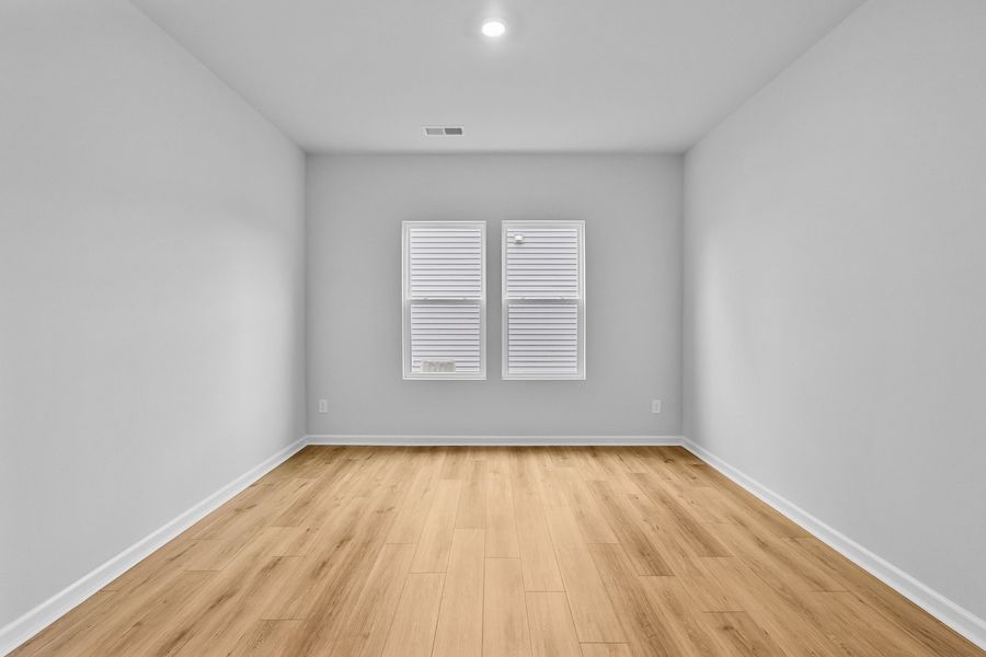 Spacious, unfurnished interior of a new home in Bell West, Kernersville (Image 24).
