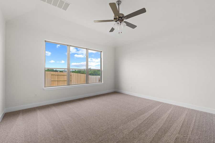 Spacious, unfurnished interior of a new home in Nolina, Georgetown (Image 21).