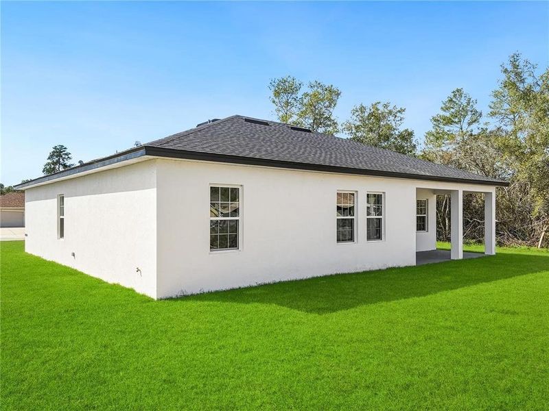 Exterior details and patio area of a home in , Ocala (Image 24). Exterior details and patio area of a home in , Ocala (Image 24).