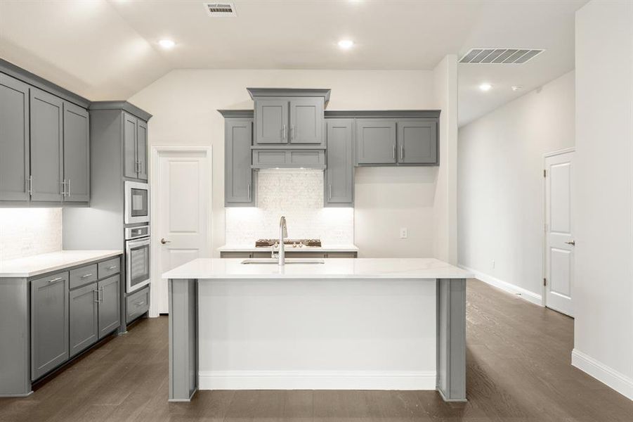 Furnished interior view inside a new home in Legacy Ranch Classic 55, Melissa (Image 9). Furnished interior view inside a new home in Legacy Ranch Classic 55, Melissa (Image 9).