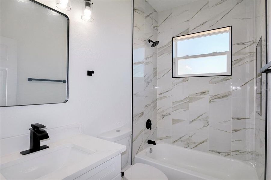 Furnished interior view inside a new home in , Sebring (Image 18).