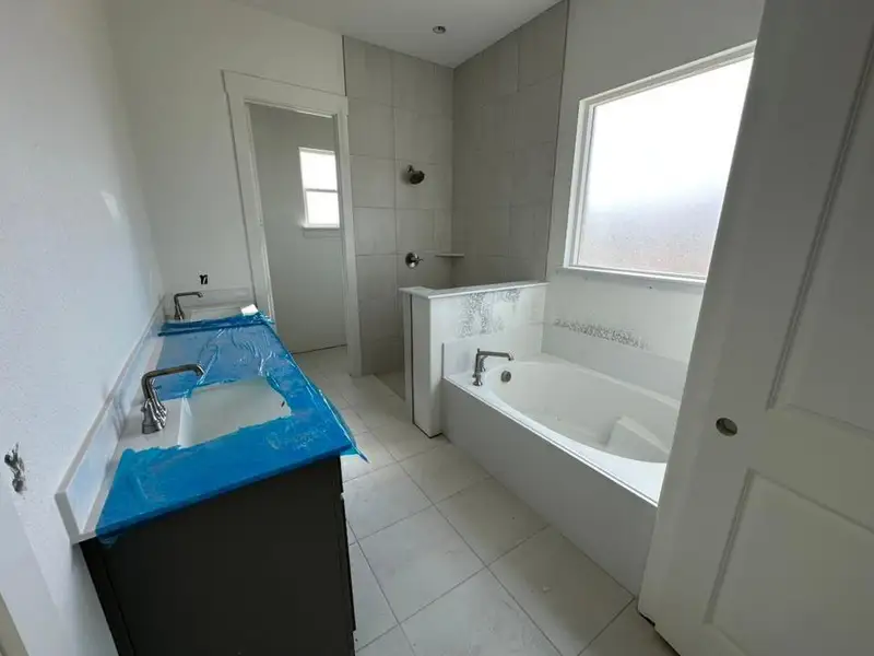 In-progress construction of a new home in Eagle Ridge Estates, Weatherford, TX (Image 11). In-progress construction of a new home in Eagle Ridge Estates, Weatherford, TX (Image 11).