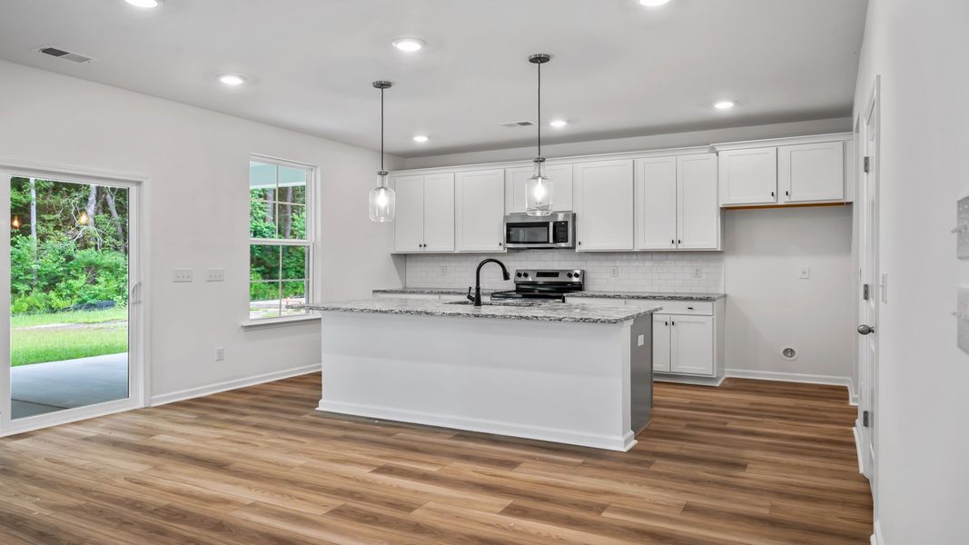 Chef-inspired Pritchard kitchen with island design