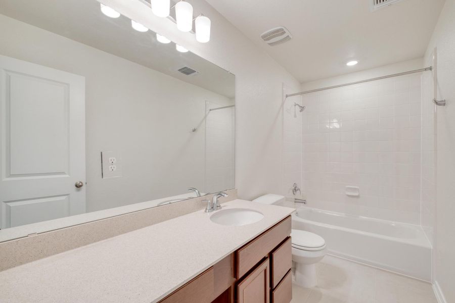 Furnished interior view inside a new home in Sonterra - Cool Water, Jarrell (Image 7). Furnished interior view inside a new home in Sonterra - Cool Water, Jarrell (Image 7).