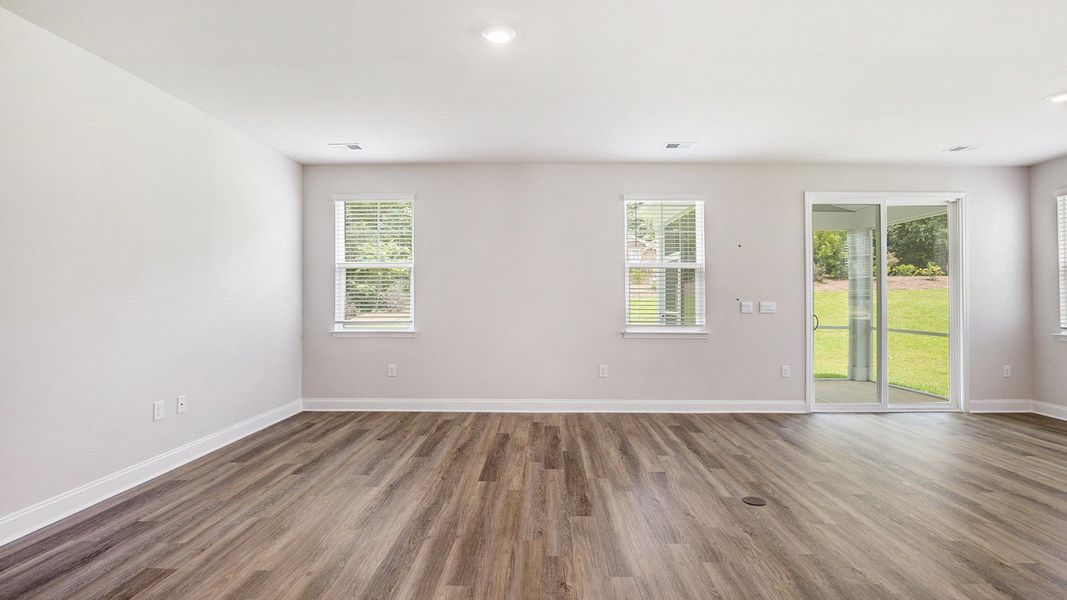 Spacious, unfurnished interior of a new home in Auberon Woods, Conway (Image 9).