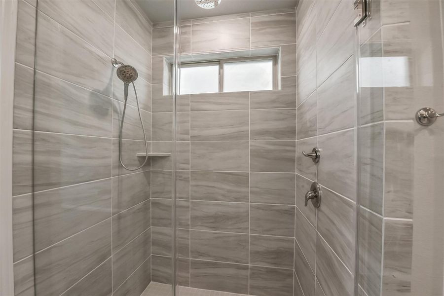 Image 39 of a home in Anderson Lakes.