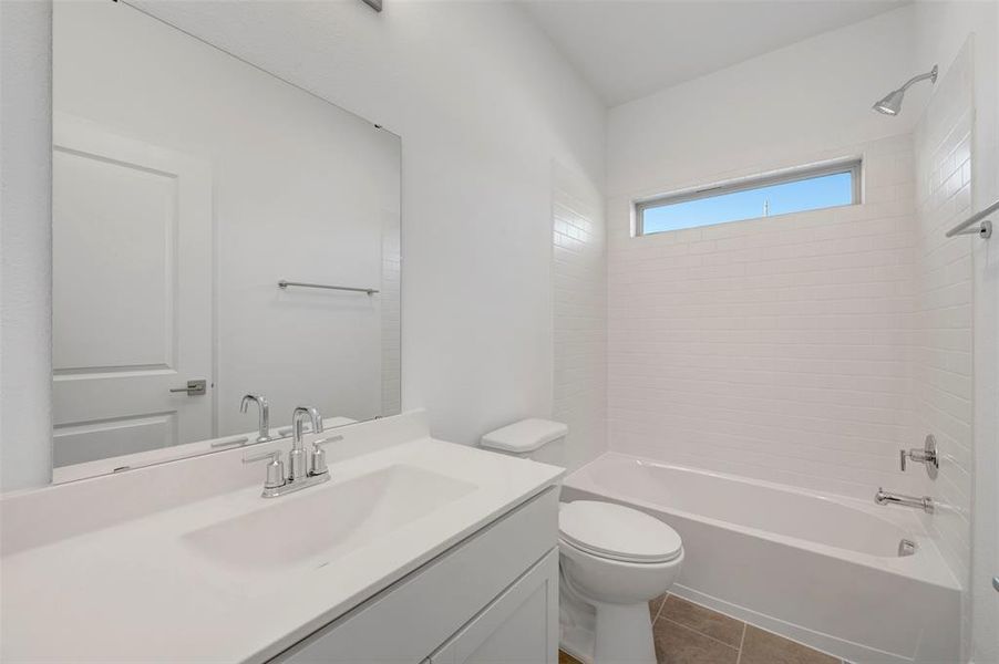 Furnished interior view inside a new home in Kreymer at the Park, Wylie (Image 8).