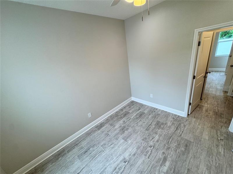 Spacious, unfurnished interior of a new home in , Dade City (Image 51).