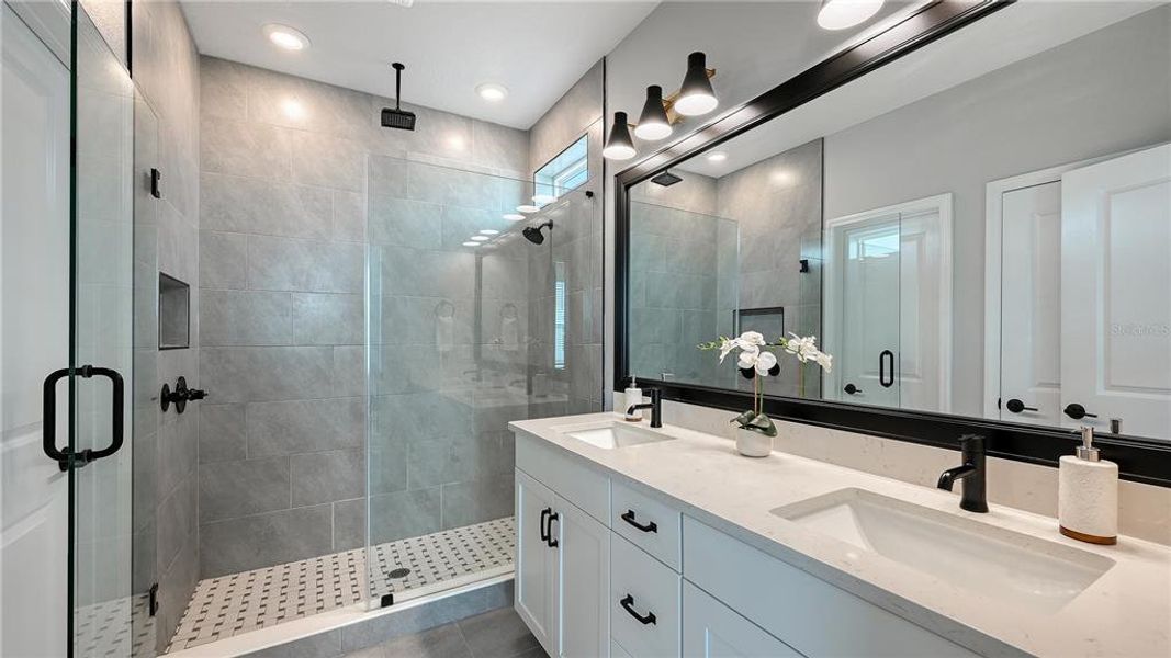 Furnished interior view inside a new home in , Sarasota (Image 15).