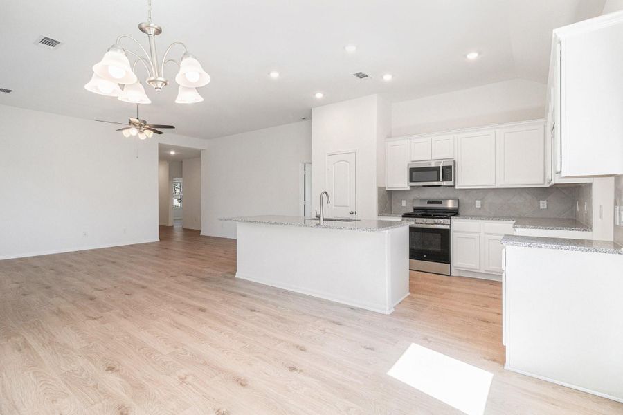 Furnished interior view inside a new home in Columbia Lakes, West Columbia (Image 9). Furnished interior view inside a new home in Columbia Lakes, West Columbia (Image 9).