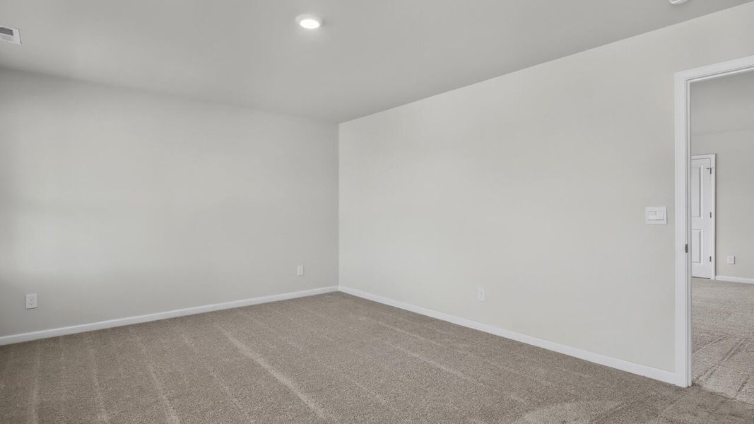 Spacious, unfurnished interior of a new home in Magnolia Ridge at Blake Farm, Wilmington (Image 35).