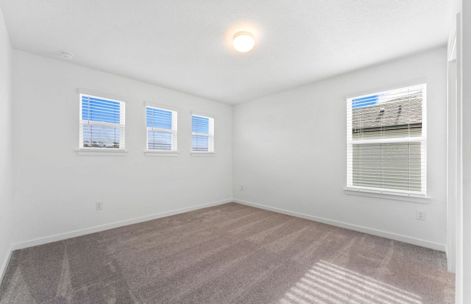 Spacious, unfurnished interior of a new home in Riverwood, Zephyrhills (Image 19). Spacious, unfurnished interior of a new home in Riverwood, Zephyrhills (Image 19).