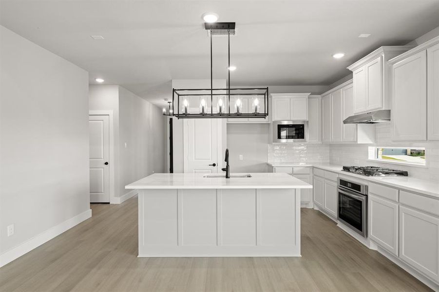 620 Red Maple- Kitchen-4