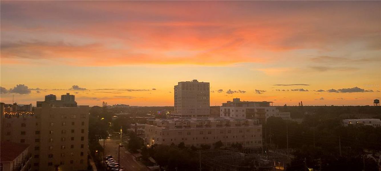 Condo located in St. Petersburg, FL showcasing its design and architecture (Image 25). Condo located in St. Petersburg, FL showcasing its design and architecture (Image 25).