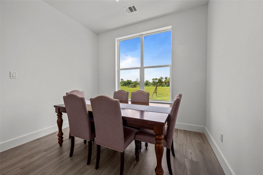 Dining area right off the Kitchen