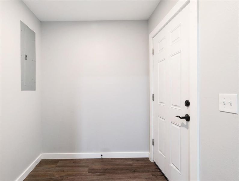 Spacious, unfurnished interior of a new home in , Paris (Image 14). Spacious, unfurnished interior of a new home in , Paris (Image 14).