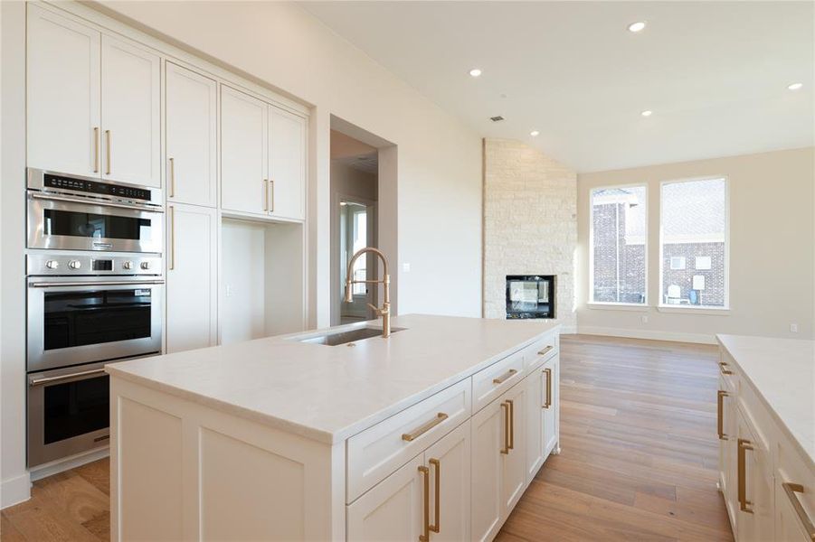 1809 Turtle Creek - Kitchen 1809 Turtle Creek - Kitchen