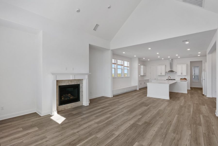 Representative unfurnished interior of a home built from the Hasley by Ashton Woods in The Estates at La Cima, San Marcos (Image 15).