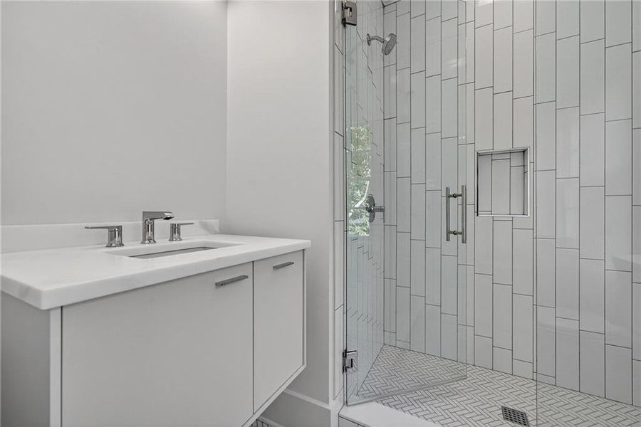 Image 49 of a home in .