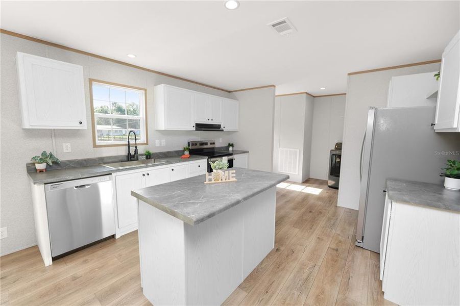 Furnished interior view inside a new home in , Lakeland (Image 9).