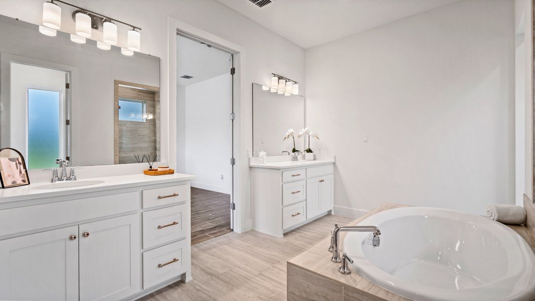 Representative furnished interior of a home built from the 2262F by Perry Homes in Star Farms at Lakewood Ranch, Bradenton (Image 12).