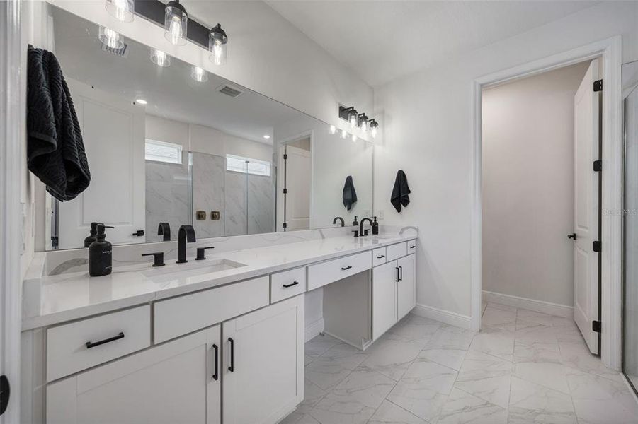 Furnished interior view inside a new home in Seaire, Parrish (Image 38).