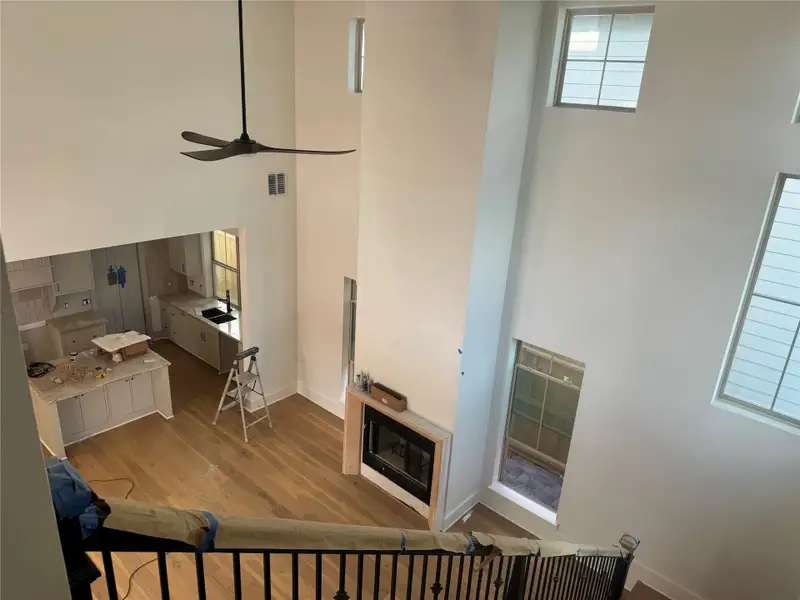 Image 4 of a home in .