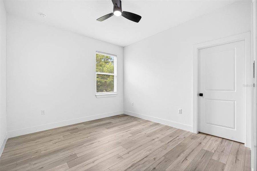 Spacious, unfurnished interior of a new home in , Port Charlotte (Image 31).