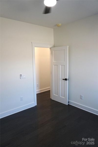 Spacious, unfurnished interior of a new home in , Salisbury (Image 44).