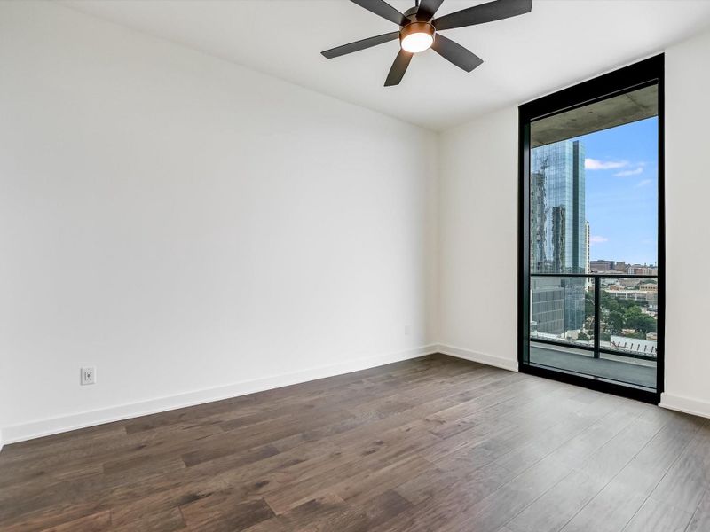 Spacious, unfurnished interior of a new home in , Austin (Image 11).