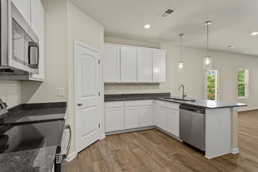 New Home in Landrum, SC.  - Slide 15