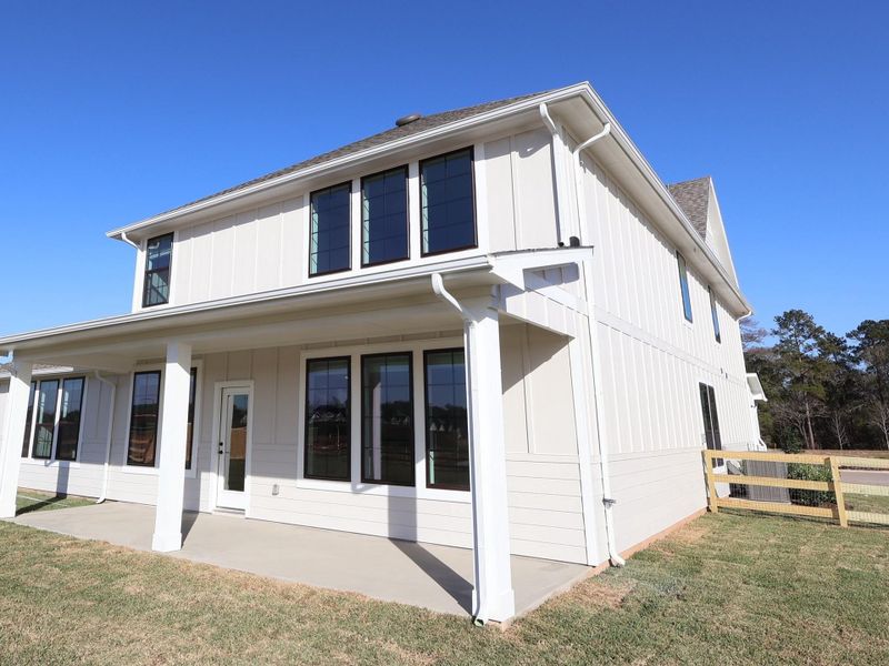 Exterior details and patio area of a home in Lone Star Landing, Montgomery (Image 3).