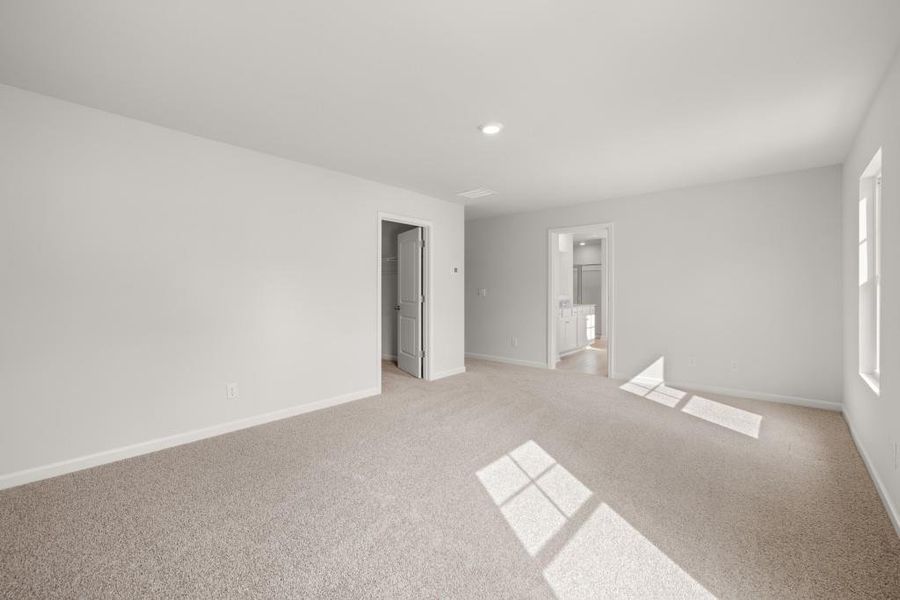 Spacious, unfurnished interior of a new home in Braselton Village, Braselton (Image 8). Spacious, unfurnished interior of a new home in Braselton Village, Braselton (Image 8).