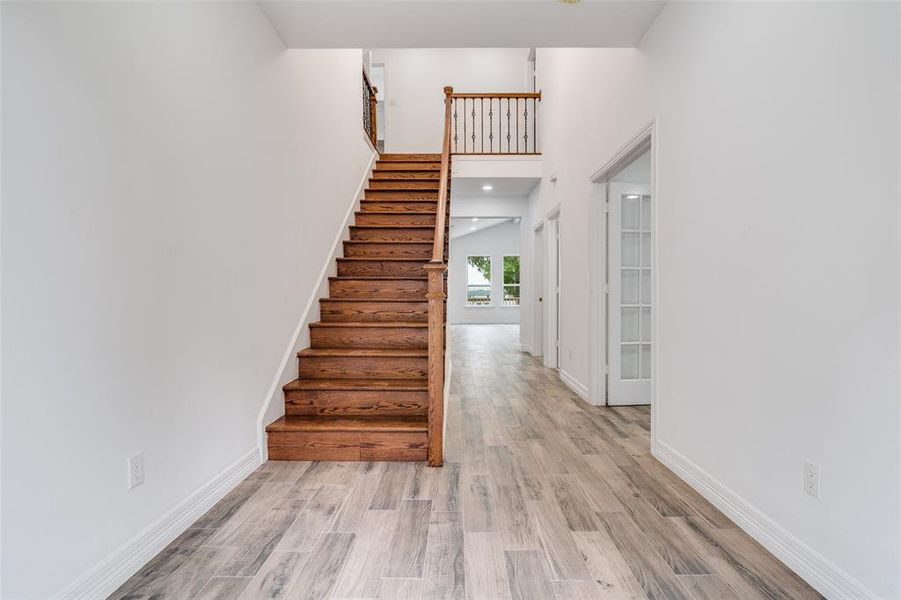 Spacious, unfurnished interior of a new home in , Mabank (Image 13).