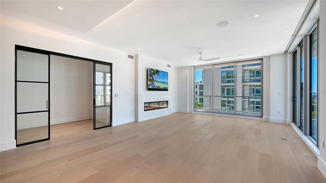 Spacious, unfurnished interior of a new home in , Sarasota (Image 37). Spacious, unfurnished interior of a new home in , Sarasota (Image 37).