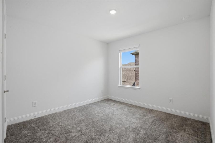 Spacious, unfurnished interior of a new home in Cross Creek Meadows, Celina (Image 23).