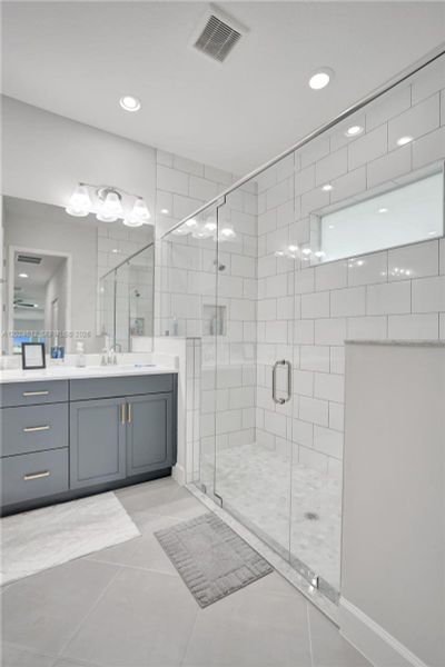 Furnished interior view inside a new home in , Westlake (Image 52).